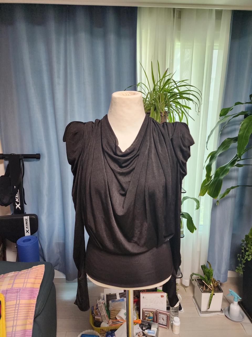 너무이쁜고퀄어깨뽕티   새상품