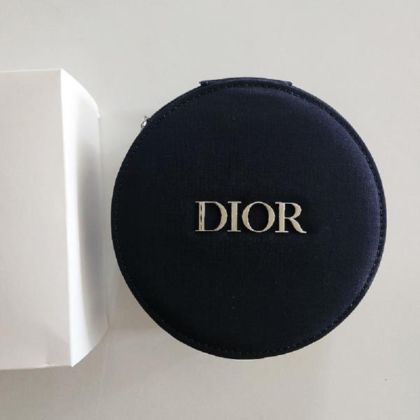 디올 동글이 파우치 실버로고