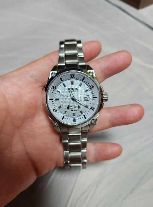 시티즌 에코드라이브 메탈손목시계
