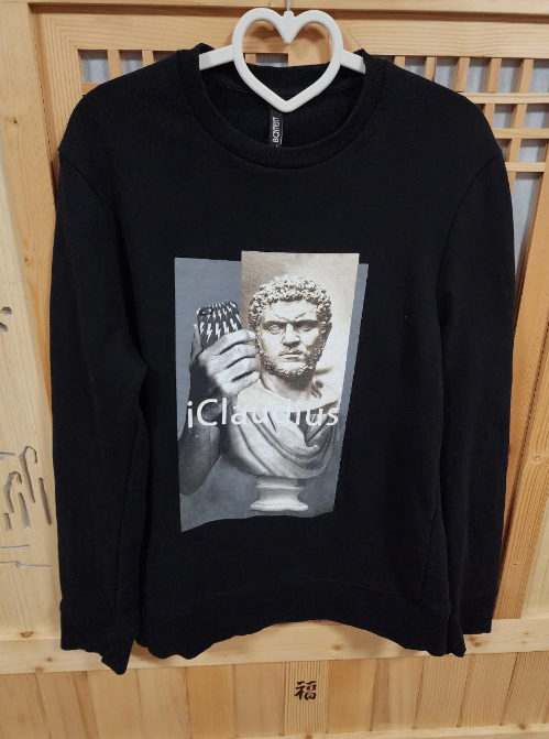 닐바렛 클라우디우스 맨투맨 (검정) s사이즈