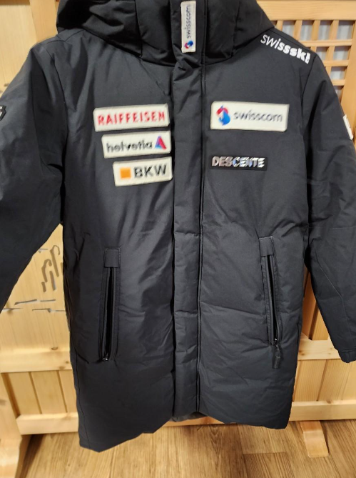 데상트아우디 어린이 구스다운 롱패딩