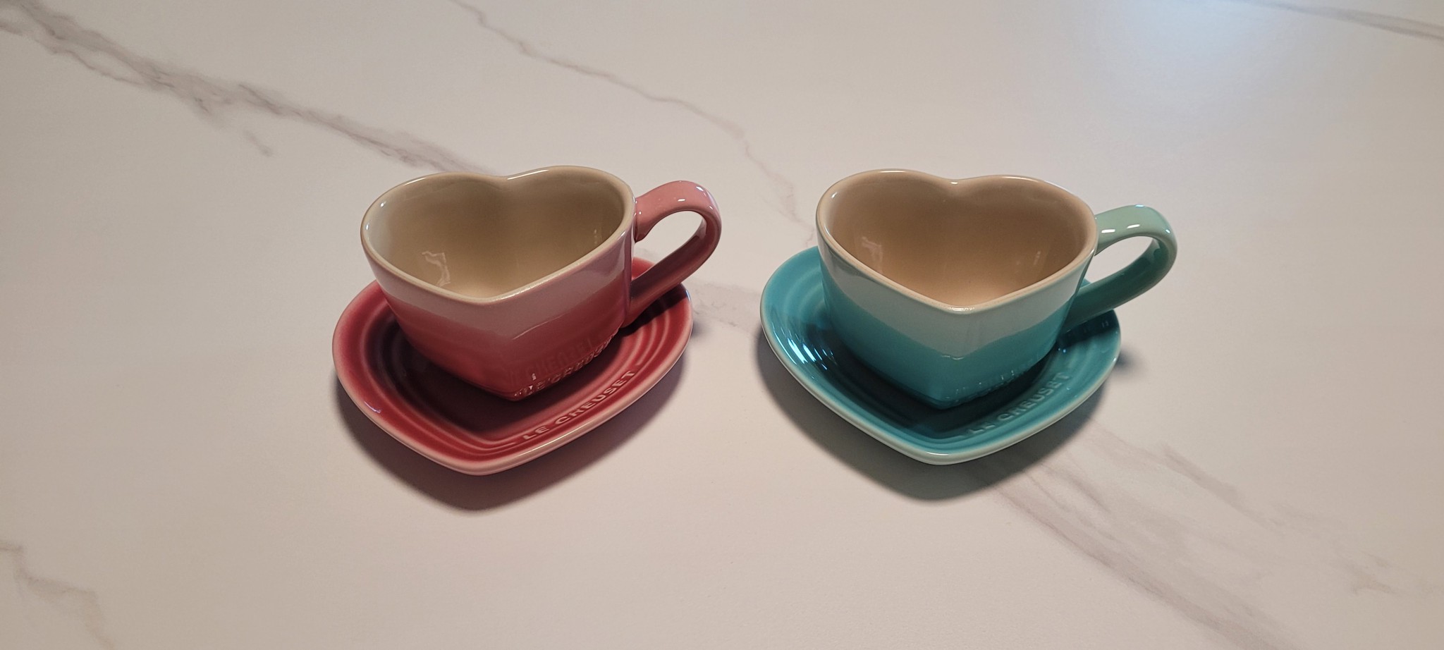 르쿠르제 하트커피잔