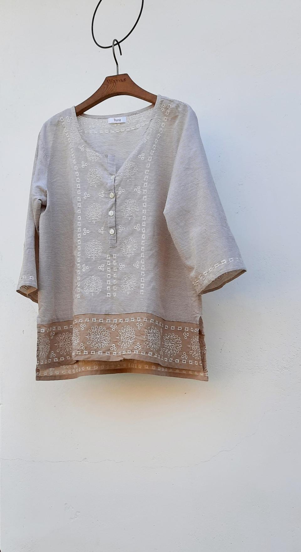 자수블라우스 ( 무료배송 )