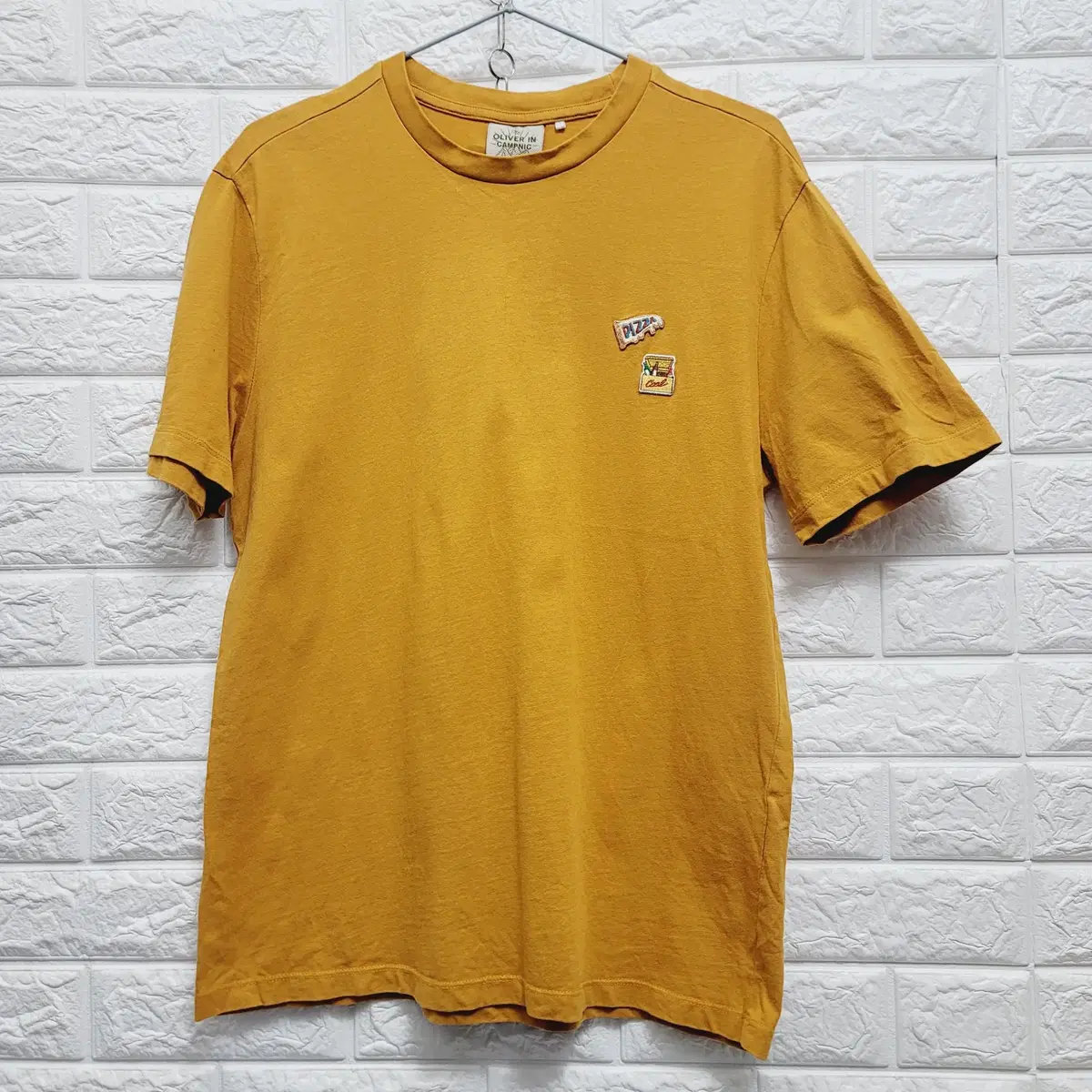 L-(OLIVER IN CAMPNIC)반팔 라운드 티셔츠 A급