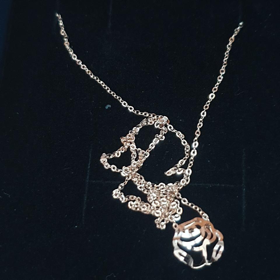 18k목걸이팔아요.길이ㅡ42센티이에요.새제품이세요