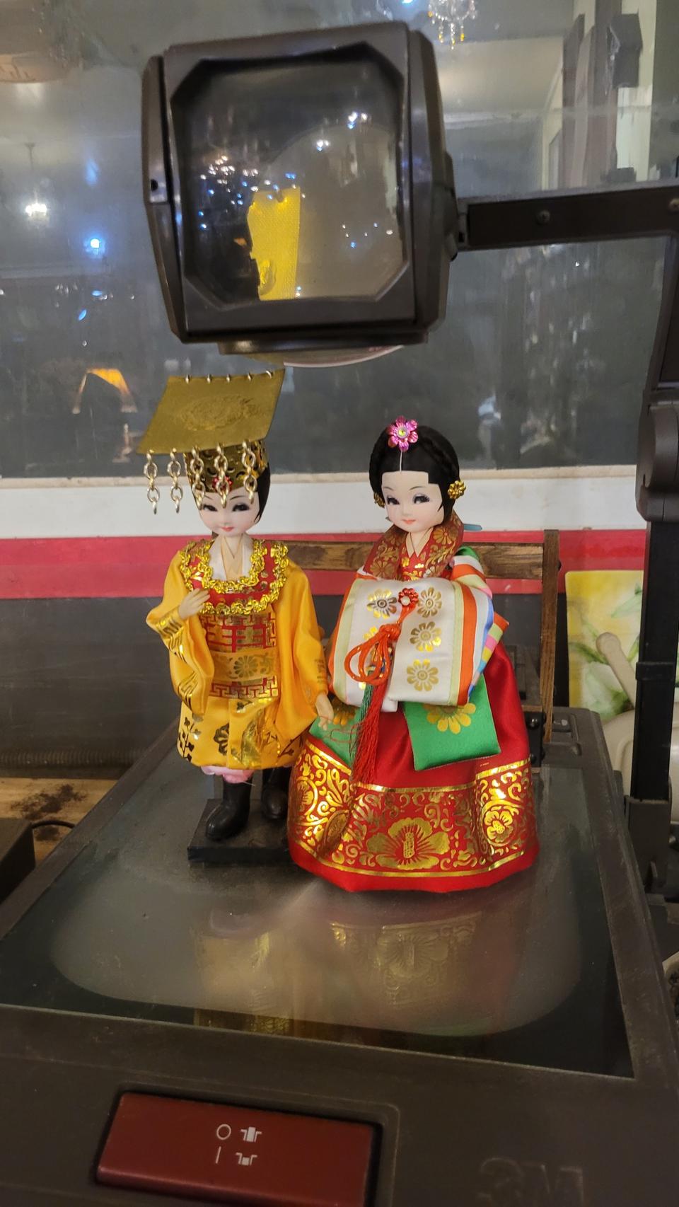 신랑각시 인형