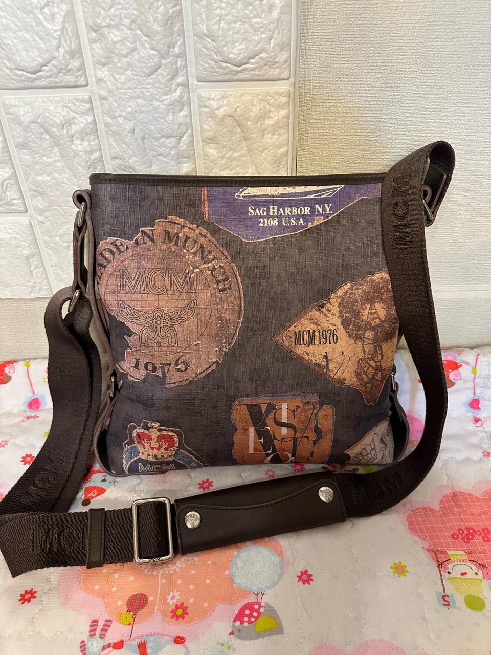 MCM정품 남성 크로스백 상태좋아요 소장100%