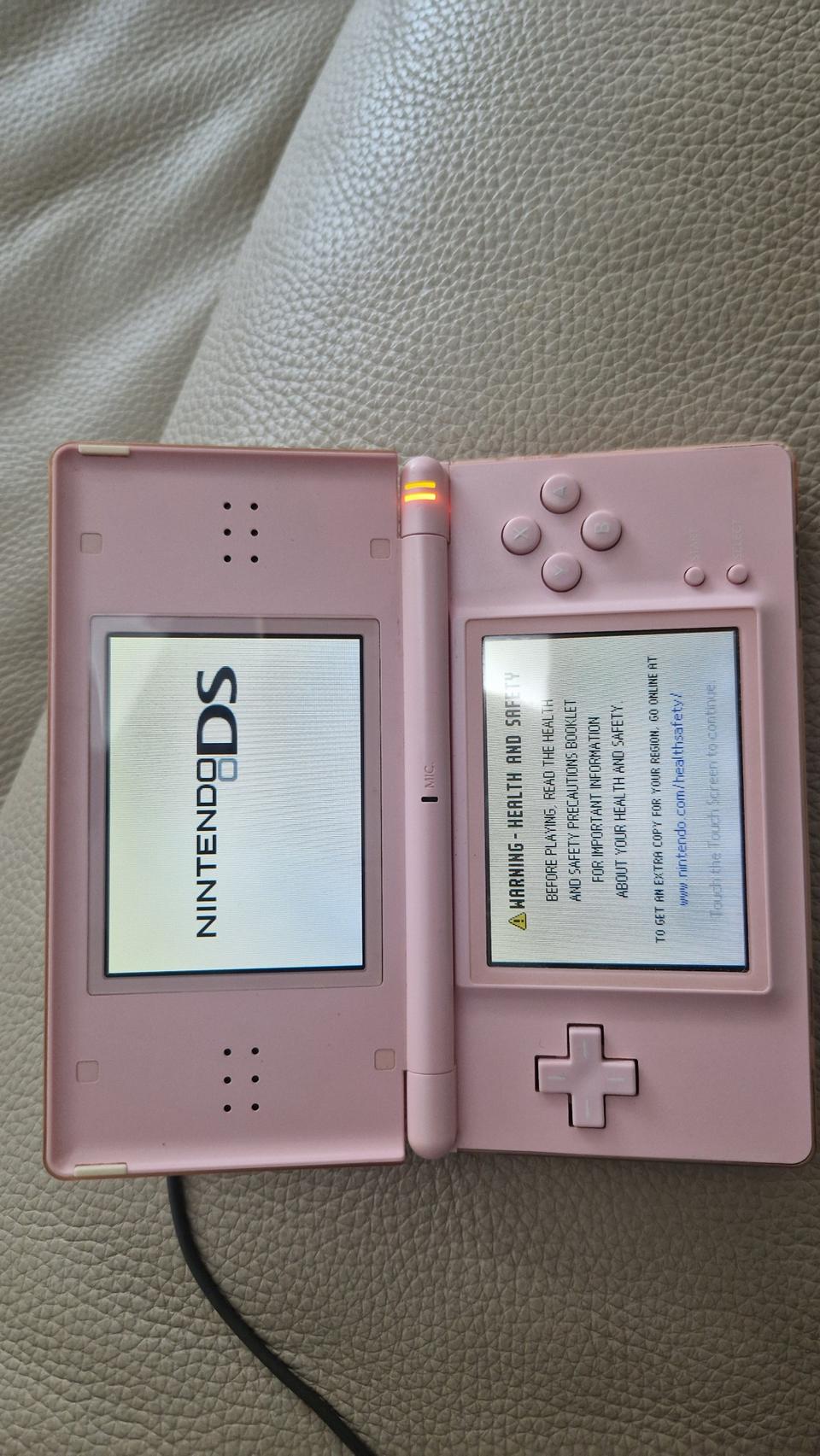 닌텐도 DS LITE