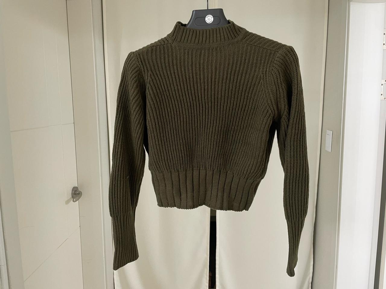 여성용 카키 색상 니트(FREE)