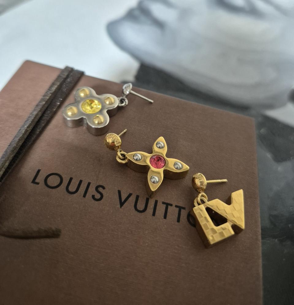 [루이비통 LV 귀걸이 3pc ] 한정판. 루이뷔통