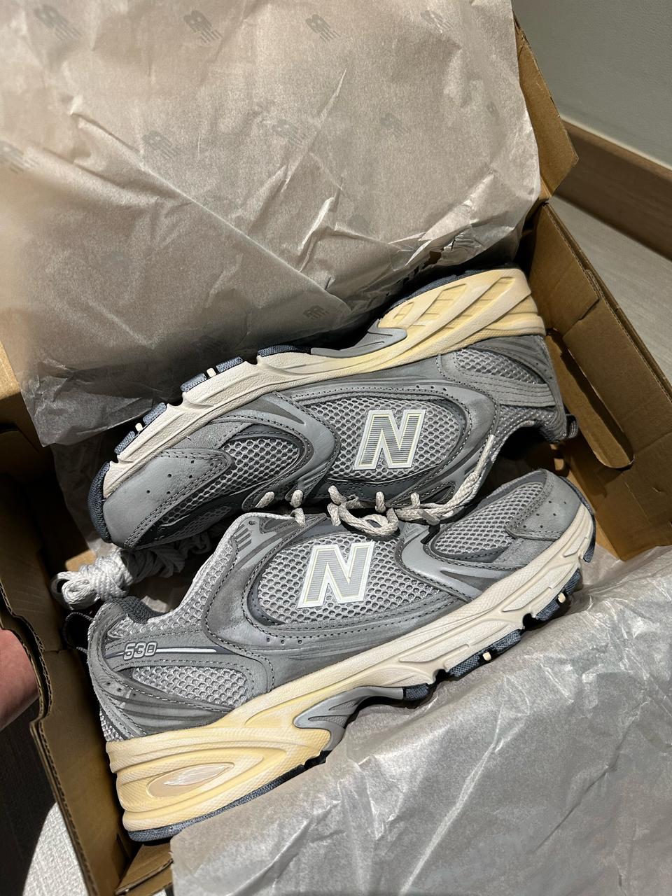 뉴발란스 530 프리미엄 빈티지 그레이 매터 245