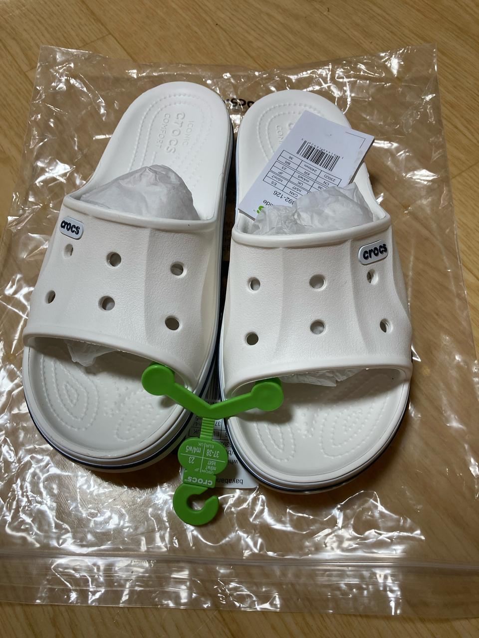 새제품) 크록스 슬리퍼 240