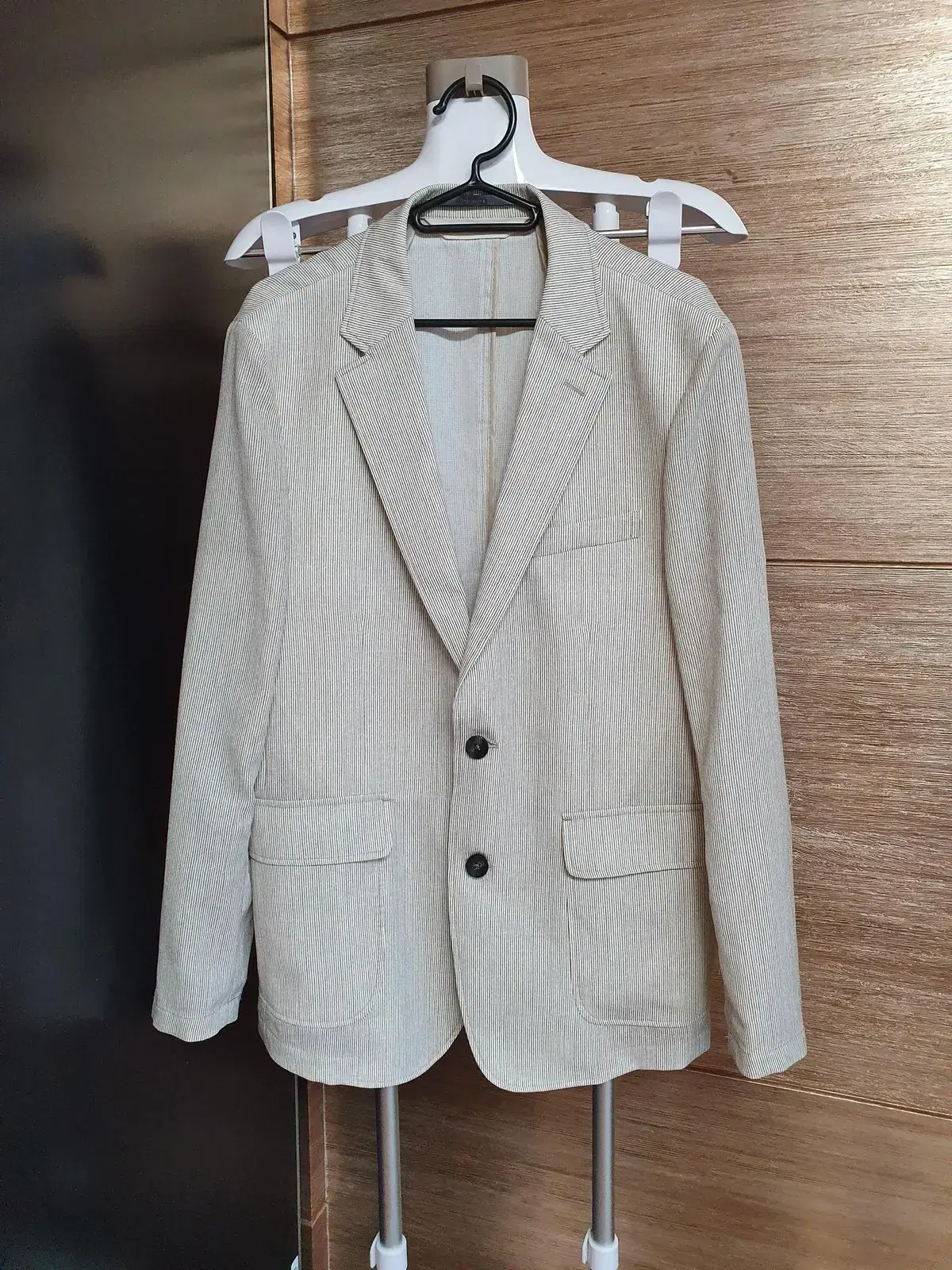 티아이포맨 여름용 스트라이프 스포츠 코트 100