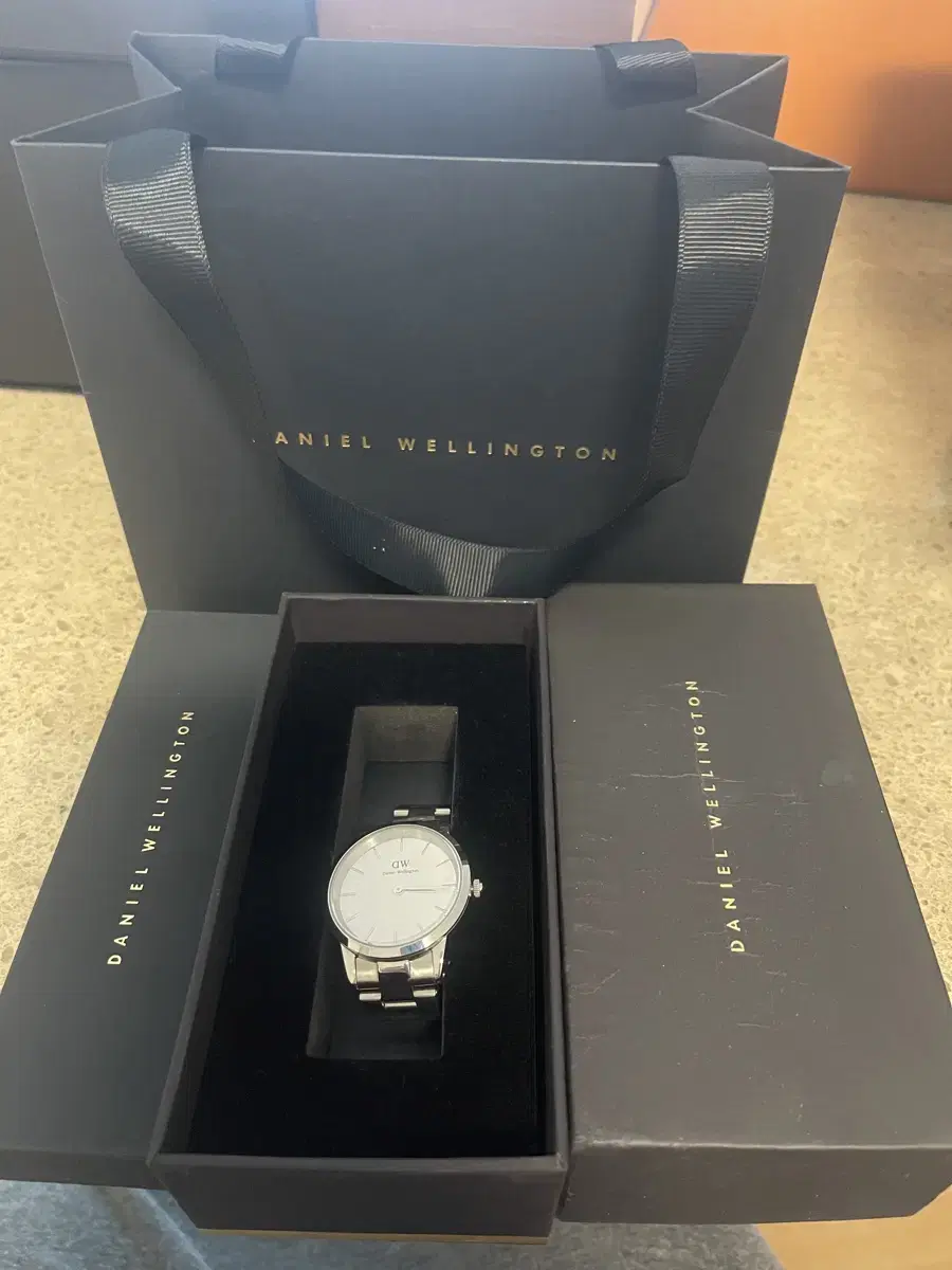 다니엘 웰링턴 시계