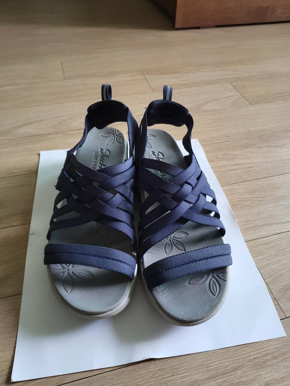 스케쳐스샌들 가격인하