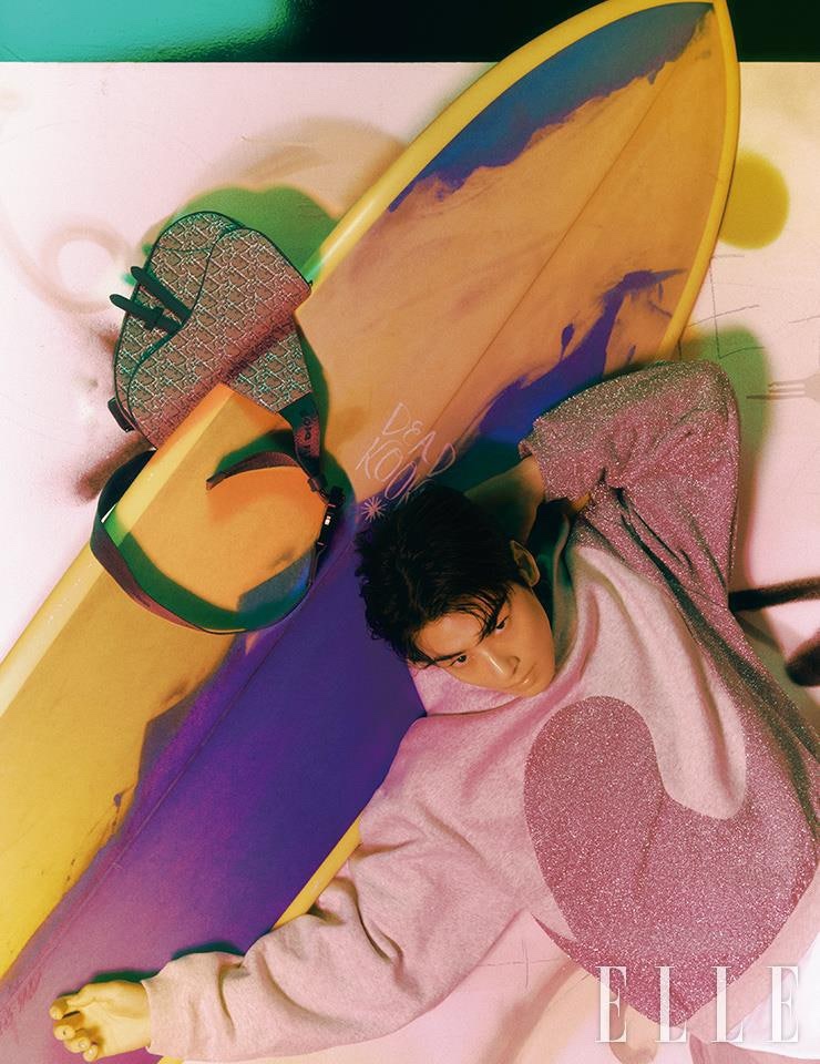 디올 2023 ERL 콜라보 캡슐 컬렉션 후드 판매 합니다. 