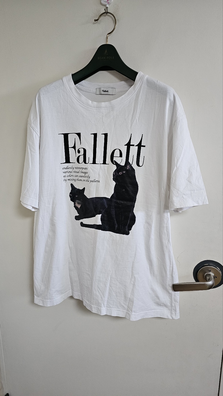 팔렛 라운드 반팔 j88