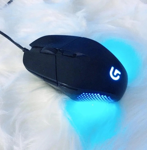 로지텍 g302 마우스