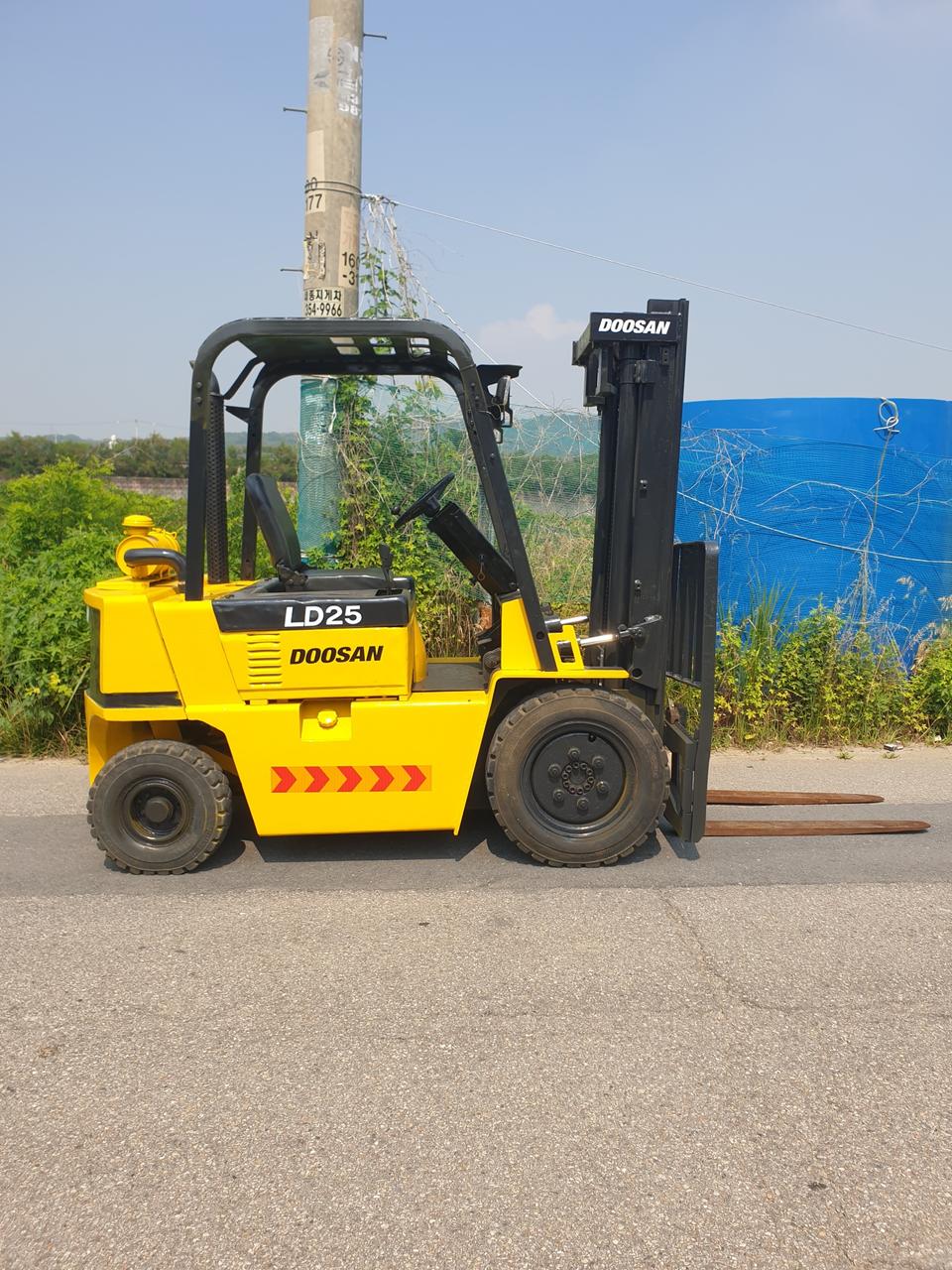 중고지게차 두산 2.5톤 디젤중고지게차 싸게판매합니다