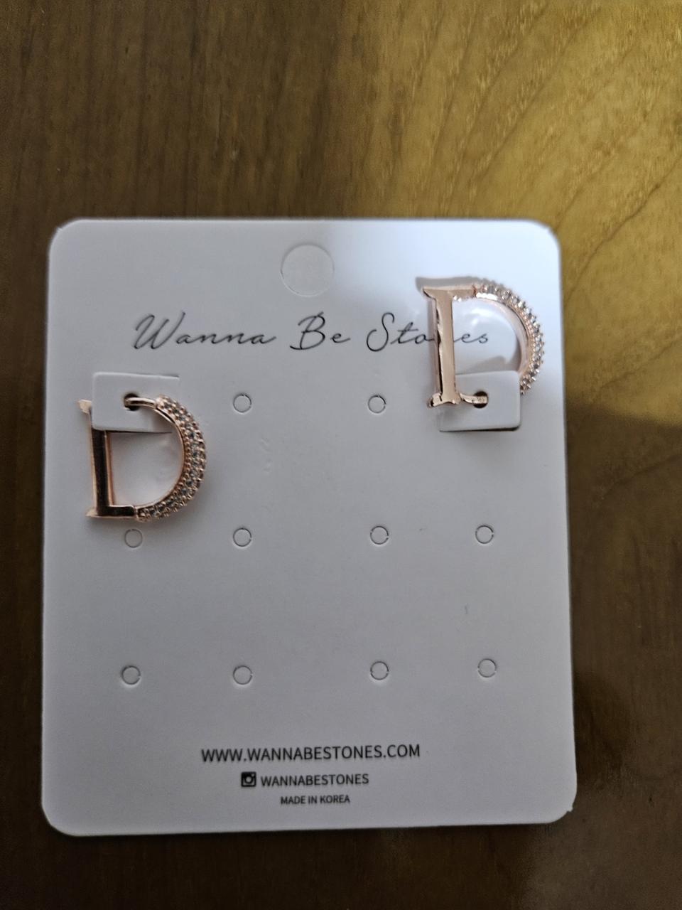 워너비스톤 디보 원터치 귀걸이 새상품 4000원