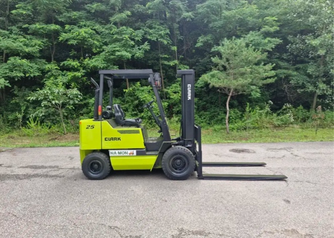 삼성클락 2.5톤디젤지게차