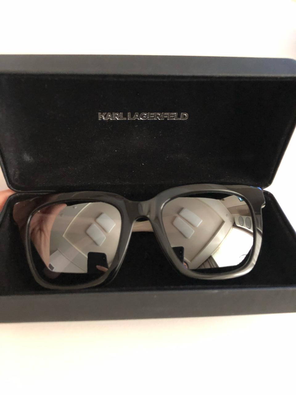 칼 라거펠트 선글라스 판매