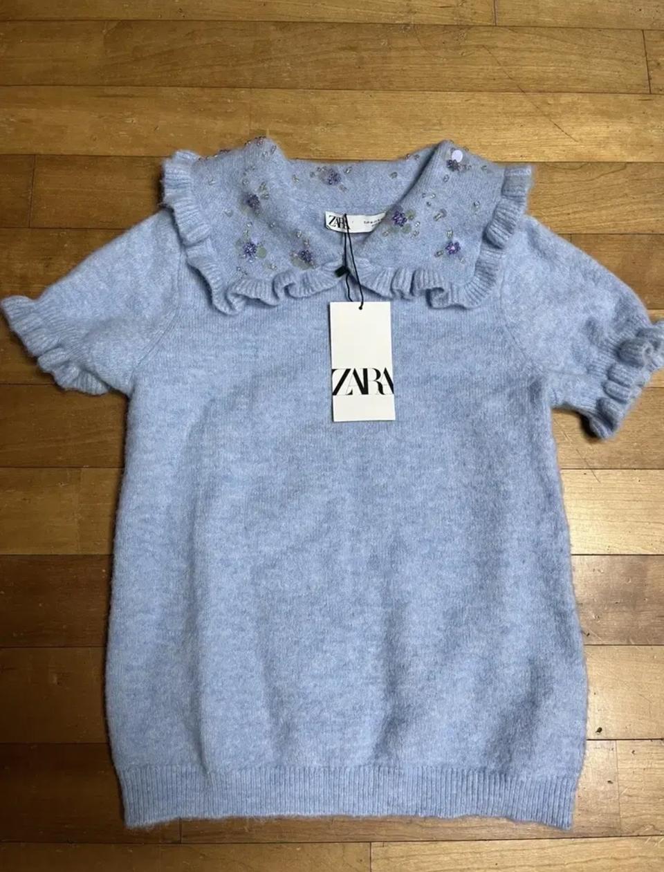 자라 반팔니트
