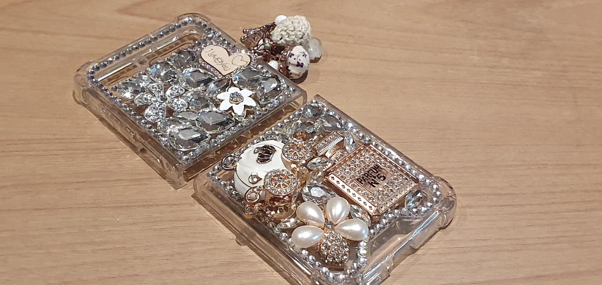 새상품 갤럭시z플립1 케이스 (직거래 폰뱅킹만 가능