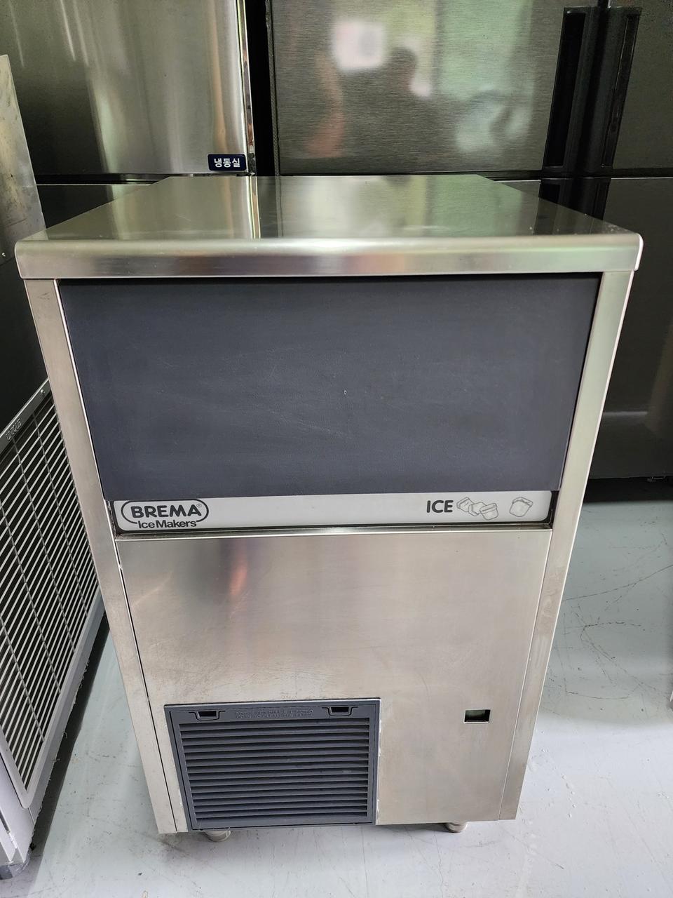 브래마 제빙기 50kg 수냉식 판매 합니다
