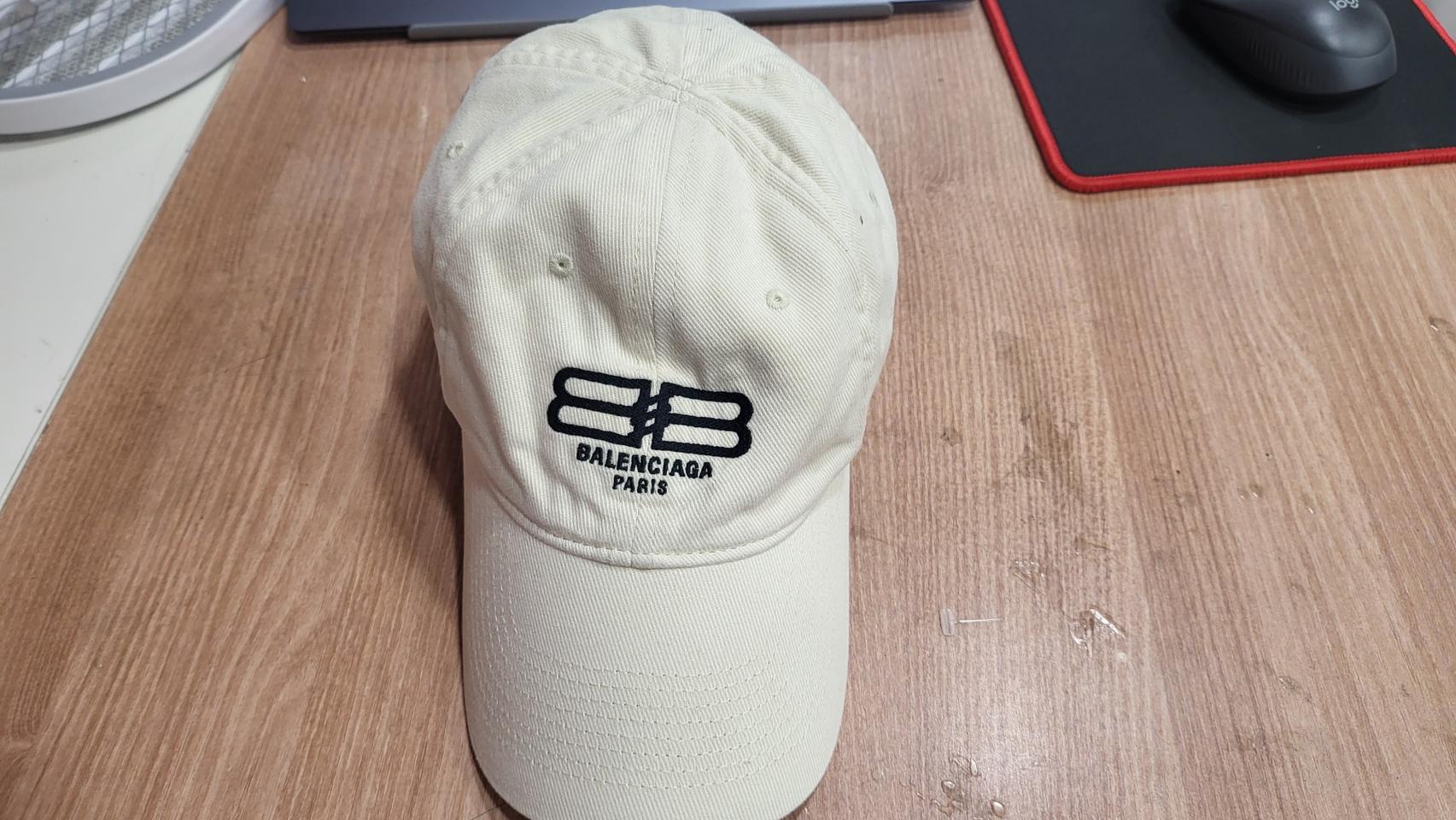 발렌시아가  모자