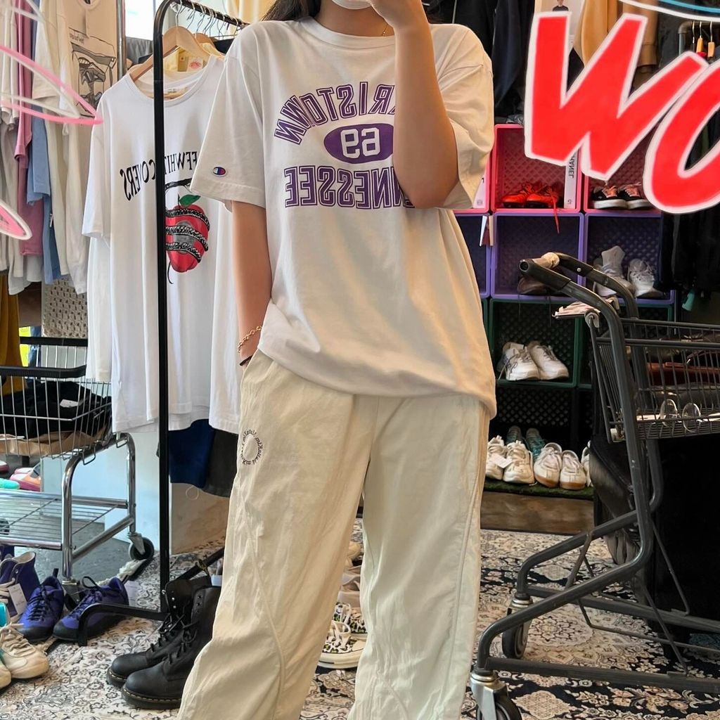 [중고] 우먼스 라지 마뗑킴 유광팬츠 화이트팬츠 트렉탑바지