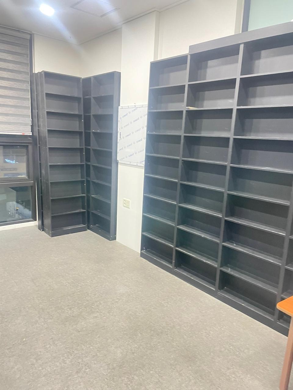 만화카페책장 170개 만화책장 만화방책장 선반 다이 진열장 칸막이 장식장