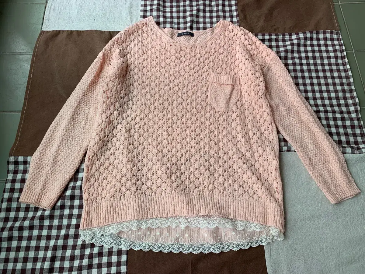 핑크 루즈핏 레이스 니트 티셔츠