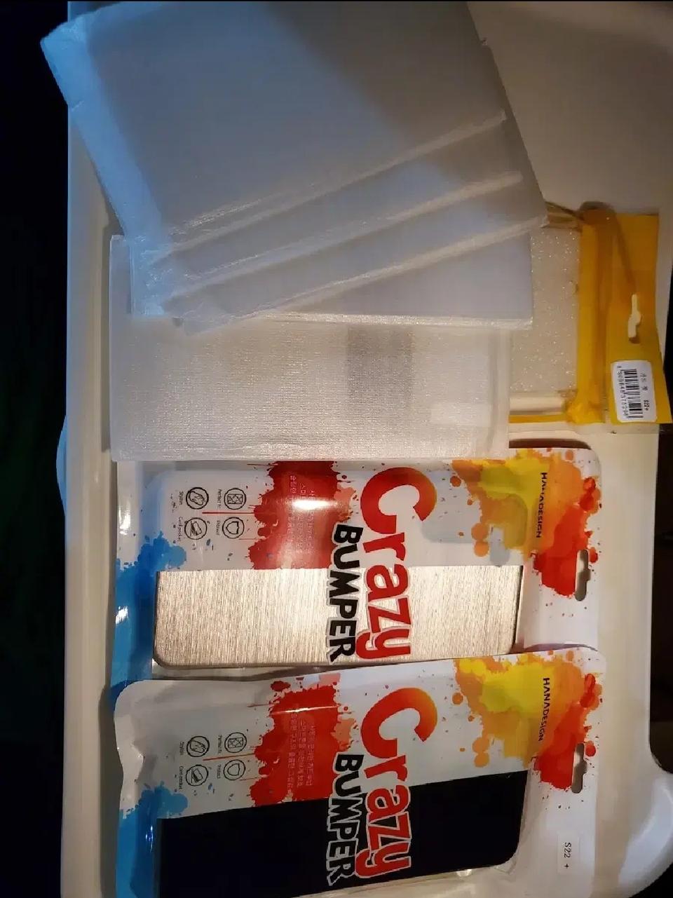 <가격변동X>S22+ 카드범퍼2개,강화유리필름5장,투명범퍼1개 새상품