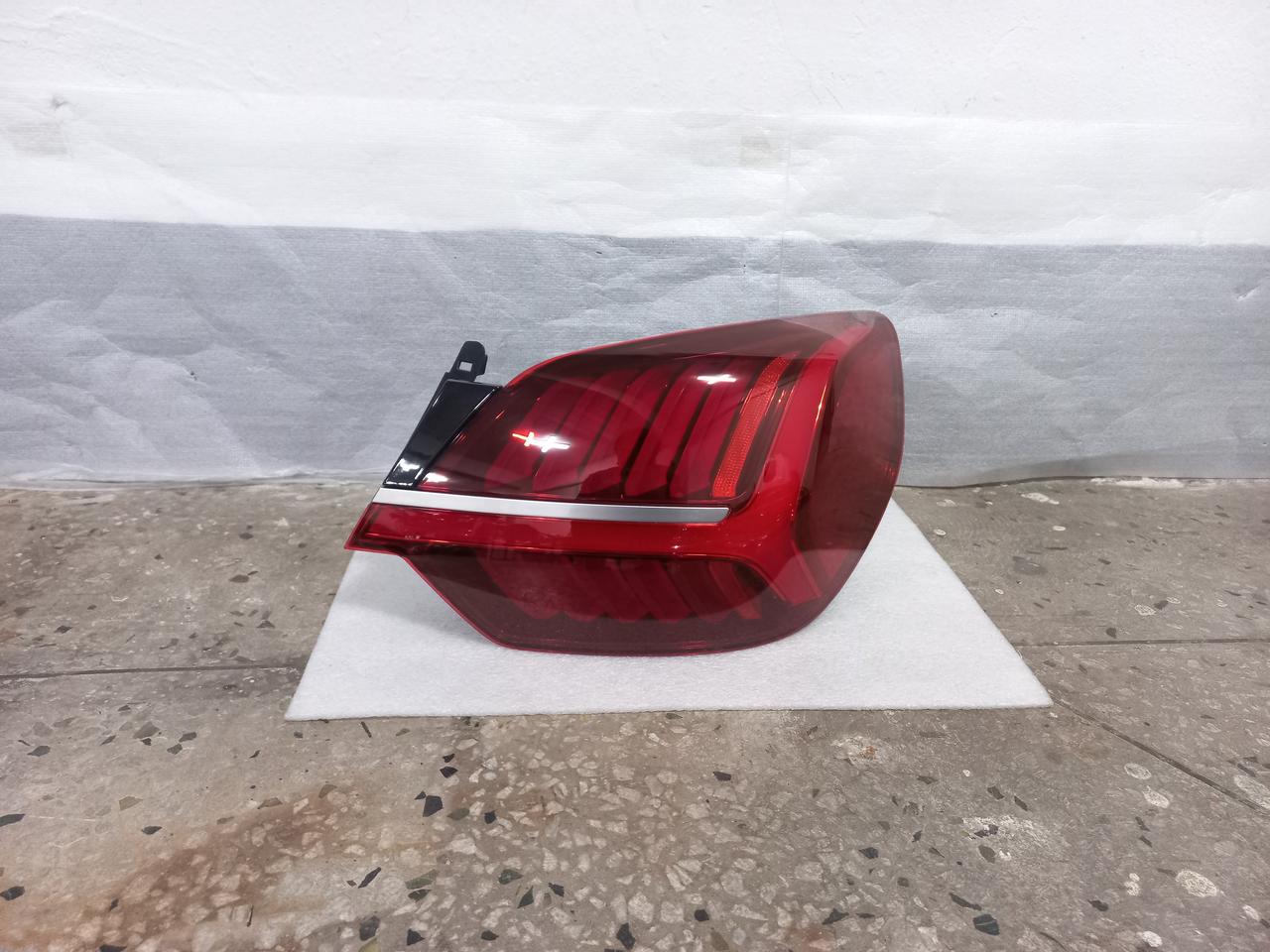 더뉴K9 RJ 조수석 LED 후미등