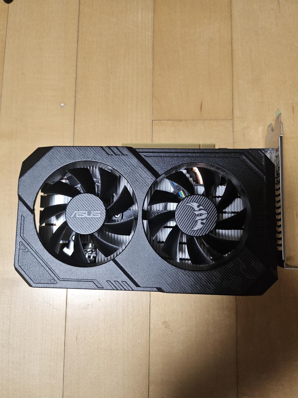 asus  gtx1660s 판매합니다