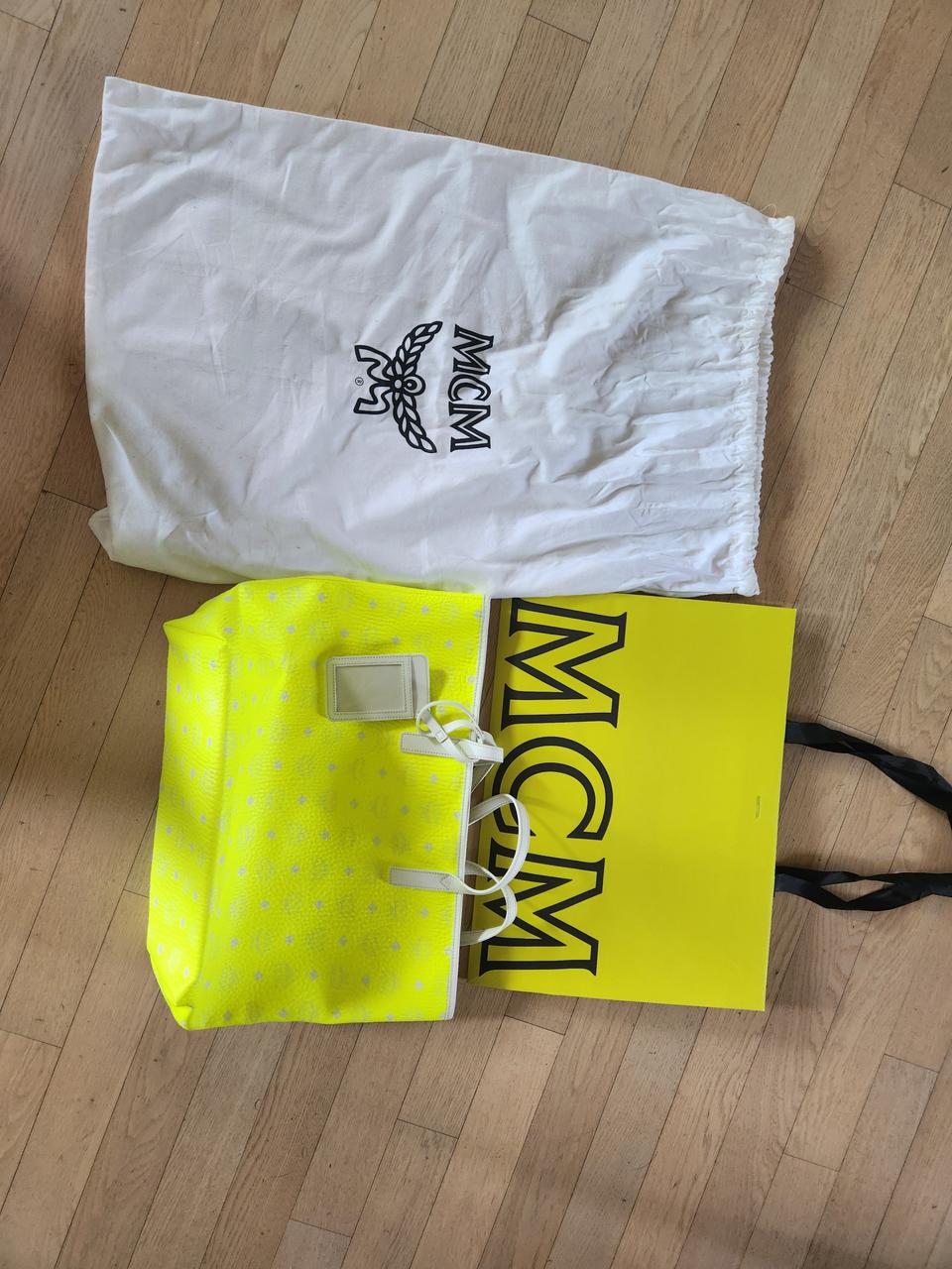 미사용 선물가능 엠씨엠 mcm 빅싸이즈 가방