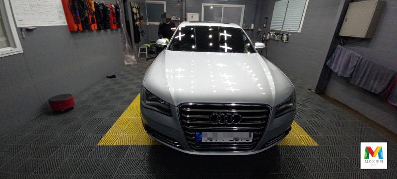 아우디 A8 막광택플러스 실내손세차