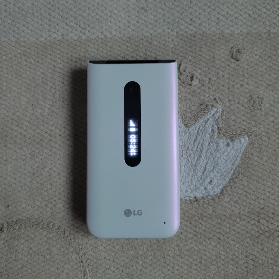 LG폴더2 화이트 Y120K..8GB..유심3사가능