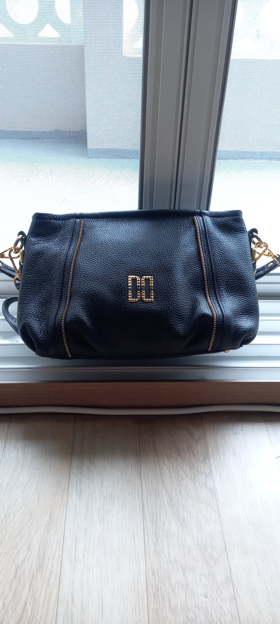 닥스 크로스백 가로33 세로 23