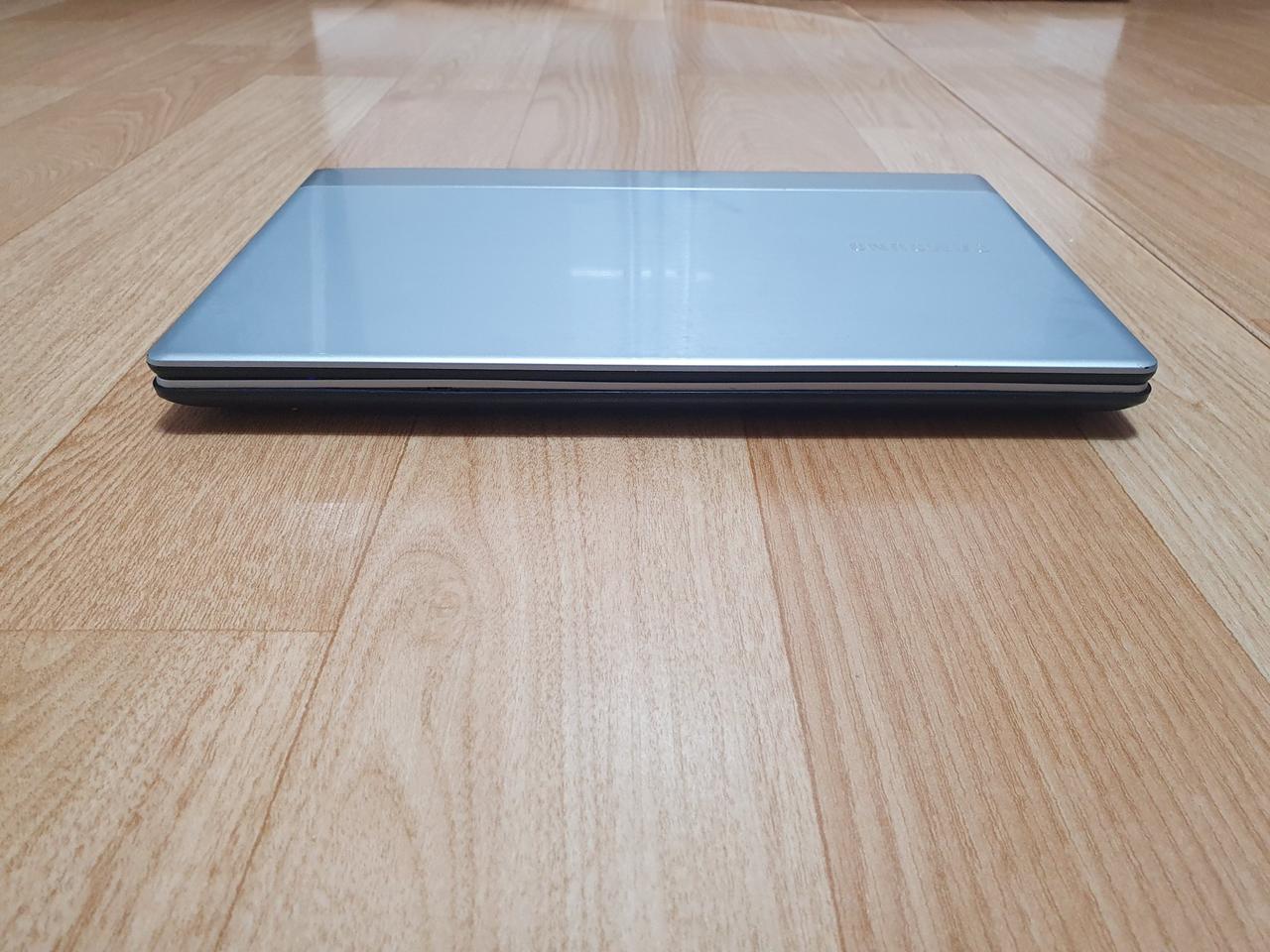 삼성 노트북 팝니다 사무용 휴대성 편리!