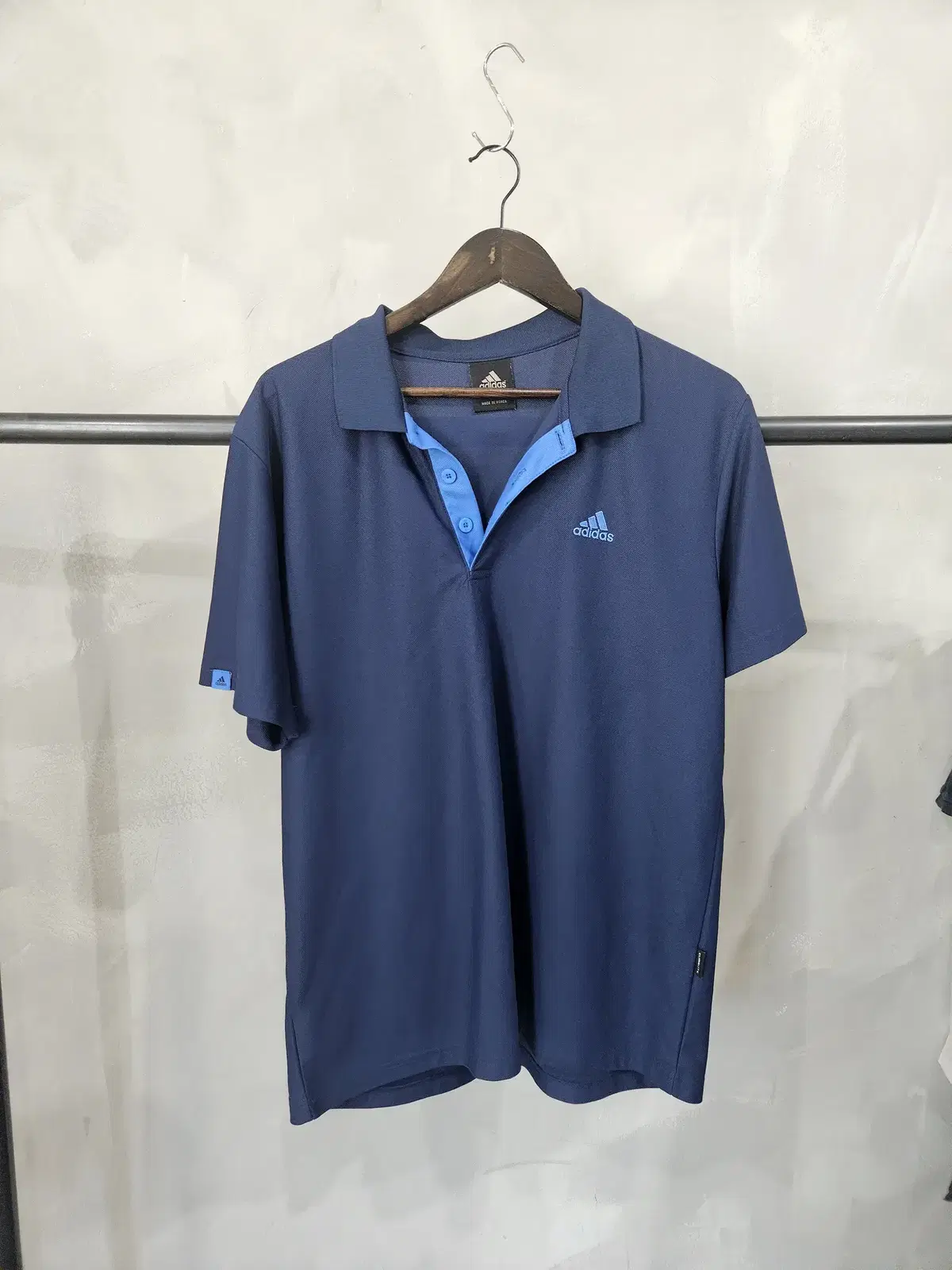 아디다스 기능겅 반팔카라티 105