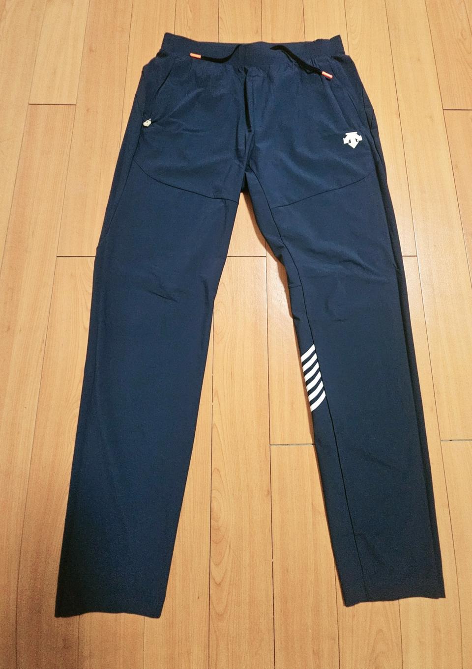 데상트 트레이닝 셋