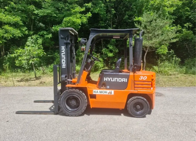 현대3톤디젤지게차 자동발 올 통타이어