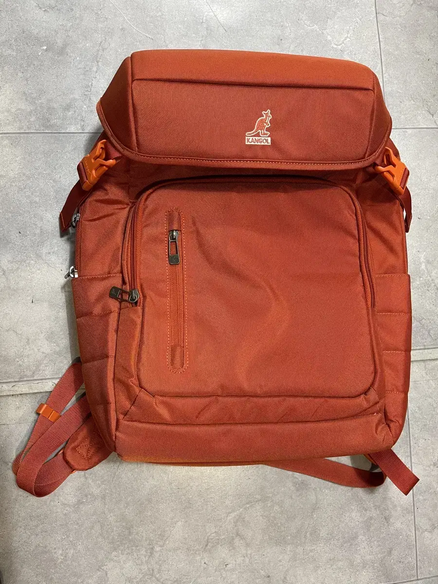 캉골 벨라 백팩 배낭