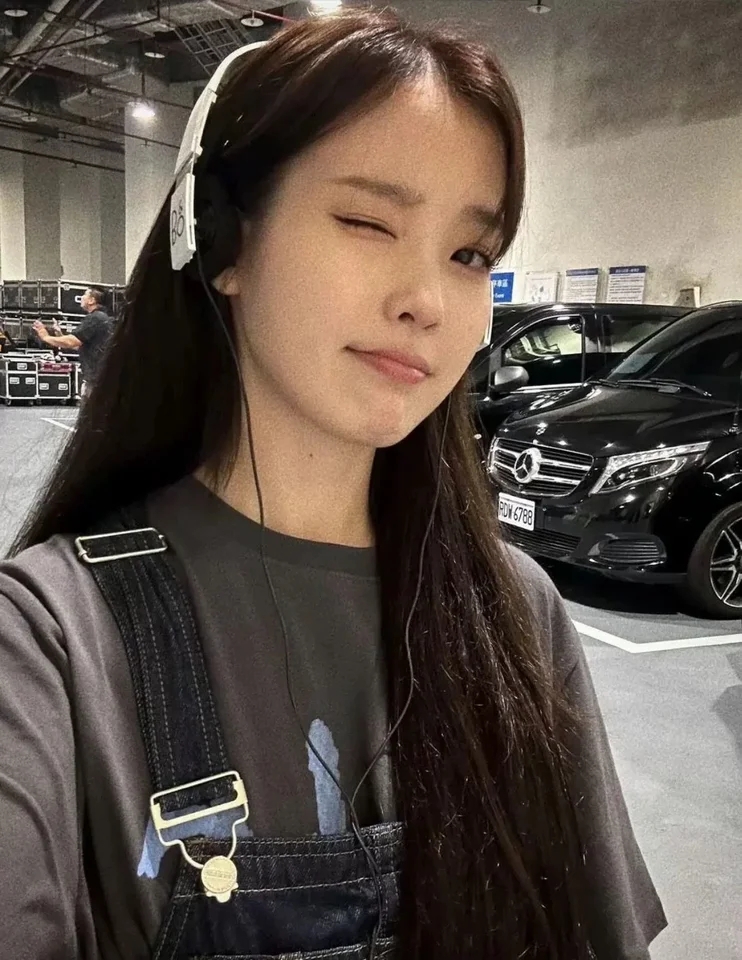 새상품 로우클래식 반팔티