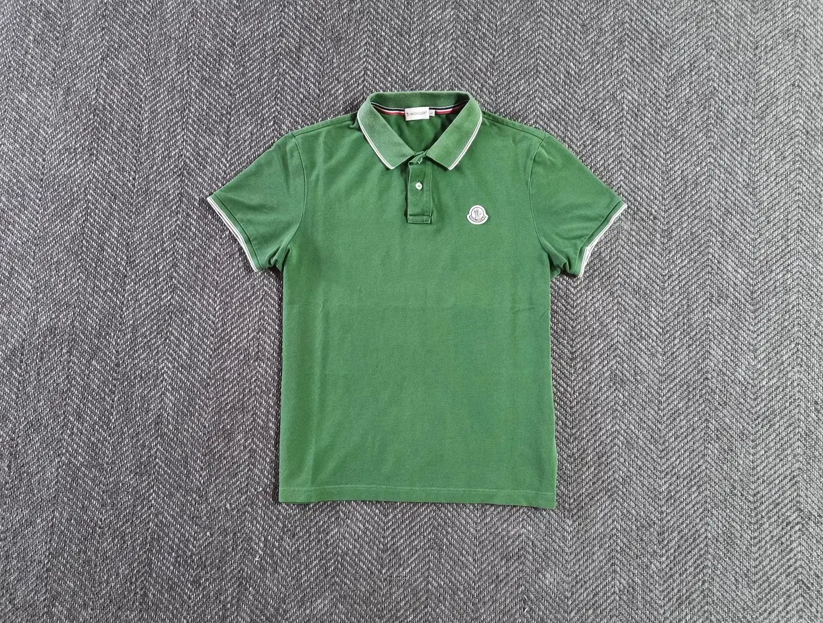 몽클레어 그린 카라 반팔티