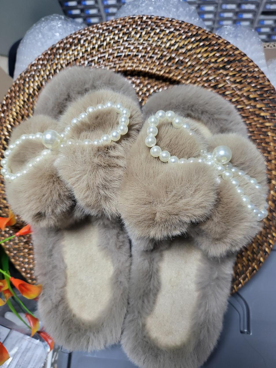 겨울슬리퍼 여성슬리퍼 사무실 털슬리퍼 따뜻한 퍼 토끼털 방한슬리퍼