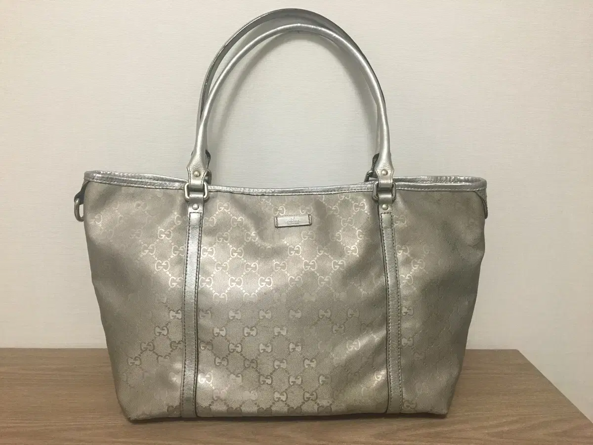 정품 구찌 쇼퍼백