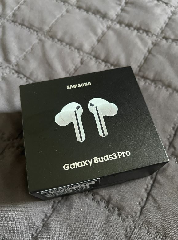 갤럭시 버즈3 프로화이트